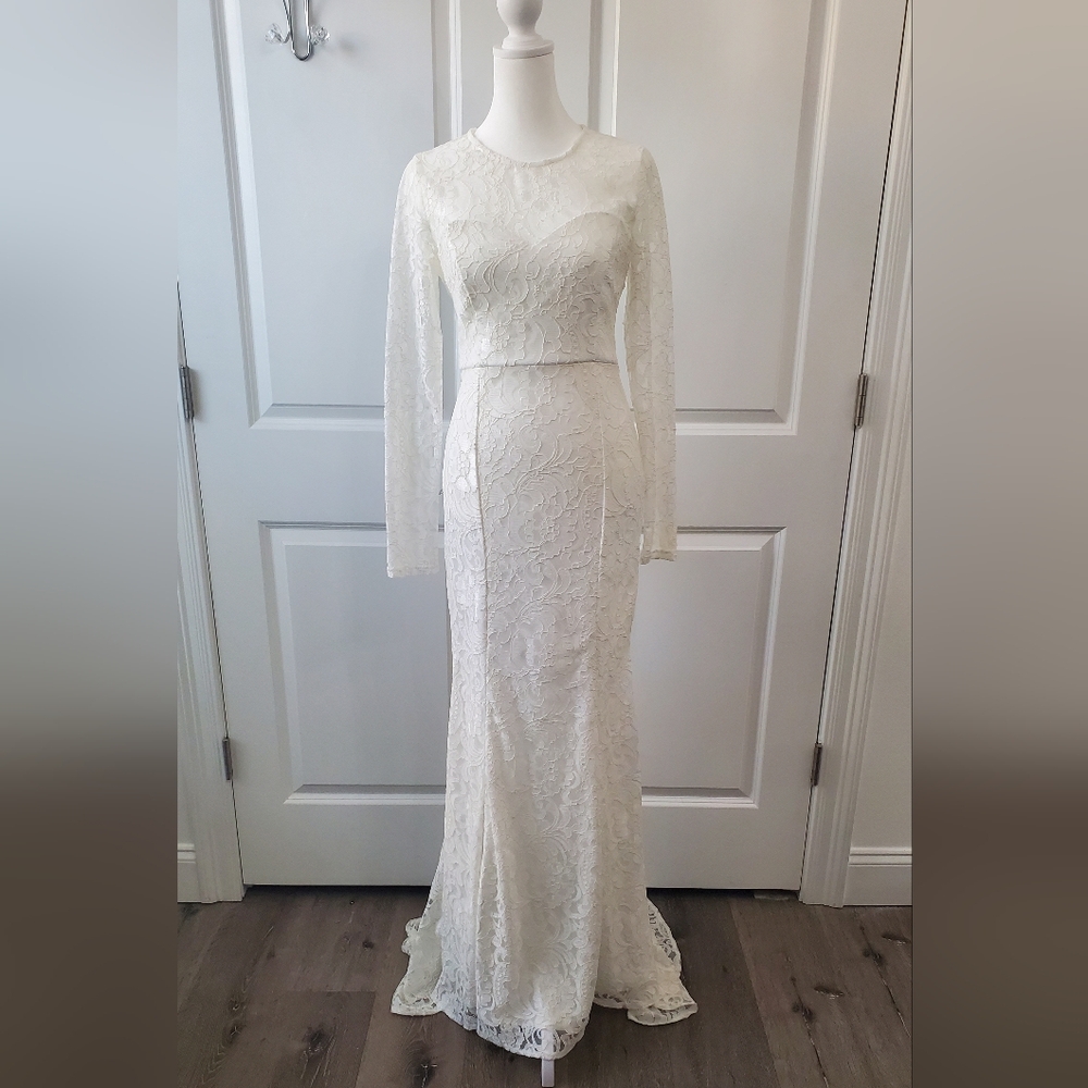 NEW Lulu's Lace Wedding Dress - Picture 2 of 16